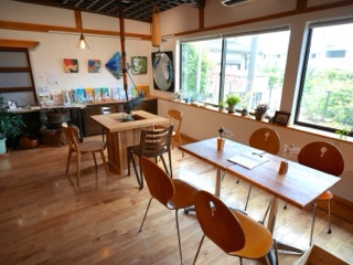 店内の様子 1