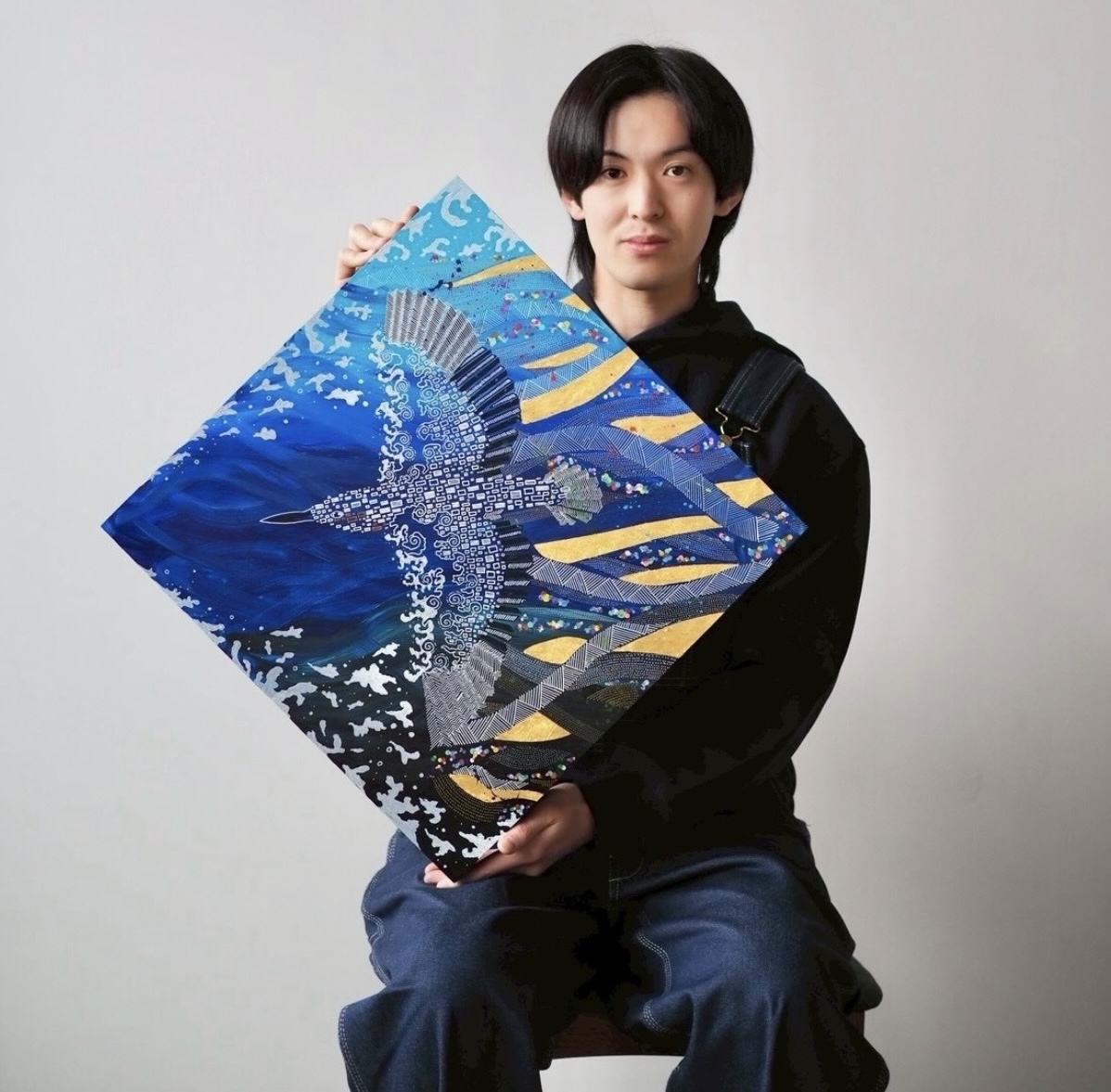 作品を持つ画家 鈴木太郎